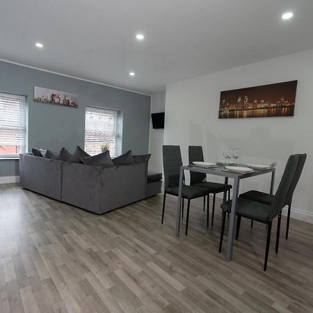 Modern Apartment In Liverpool City Centre Экстерьер фото
